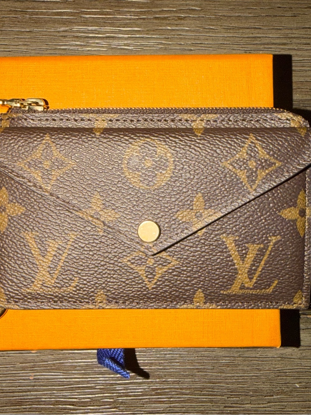 Louis Vuitton recto verso Brown Monogram Canvas Key & Card Holder